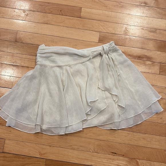 NWOT Aerie cream wrap chiffon mini skirt size medium - Picture 6 of 11